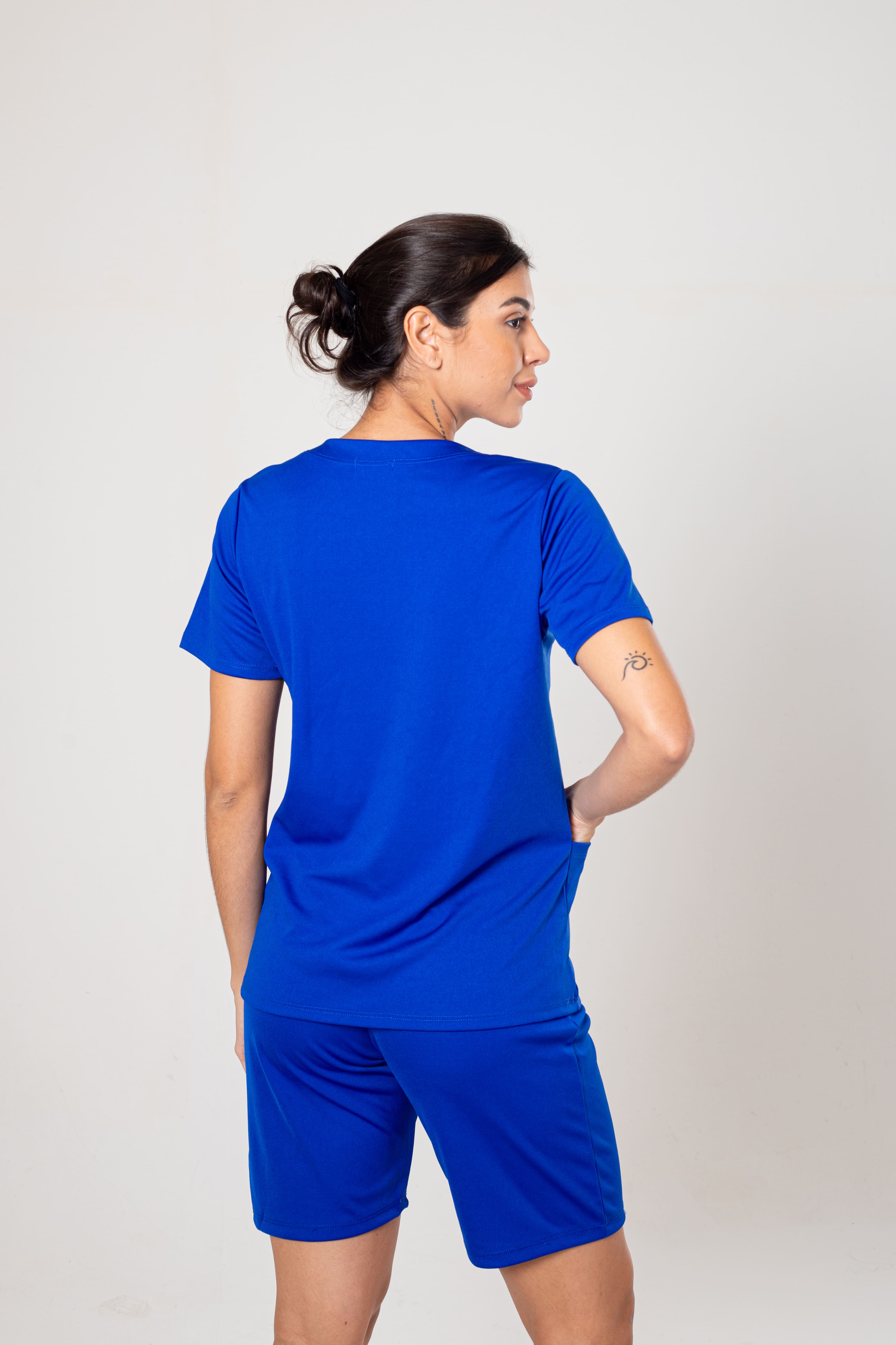 CONJUNTO FARDAMENTO HELANCA POP GOLA REDONDA COM BERMUDA - AZUL ROYAL