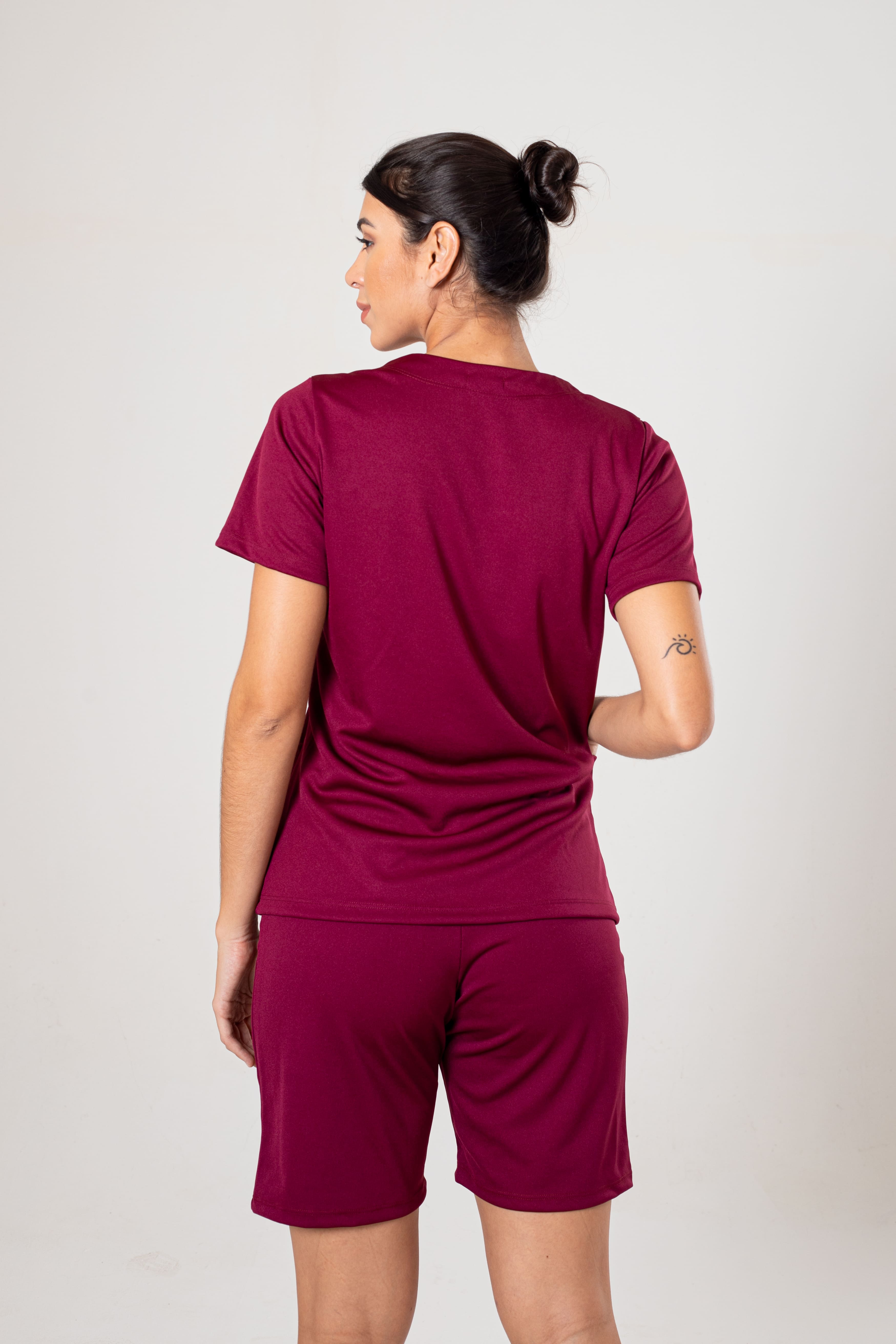 CONJUNTO FARDAMENTO HELANCA POP GOLA REDONDA COM BERMUDA - VINHO