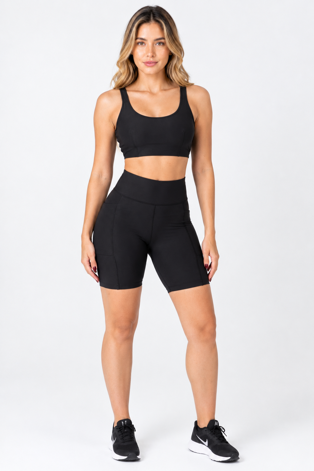 SHORT HYPER TRAINNING COM BOLSO LATERAL - PRETO