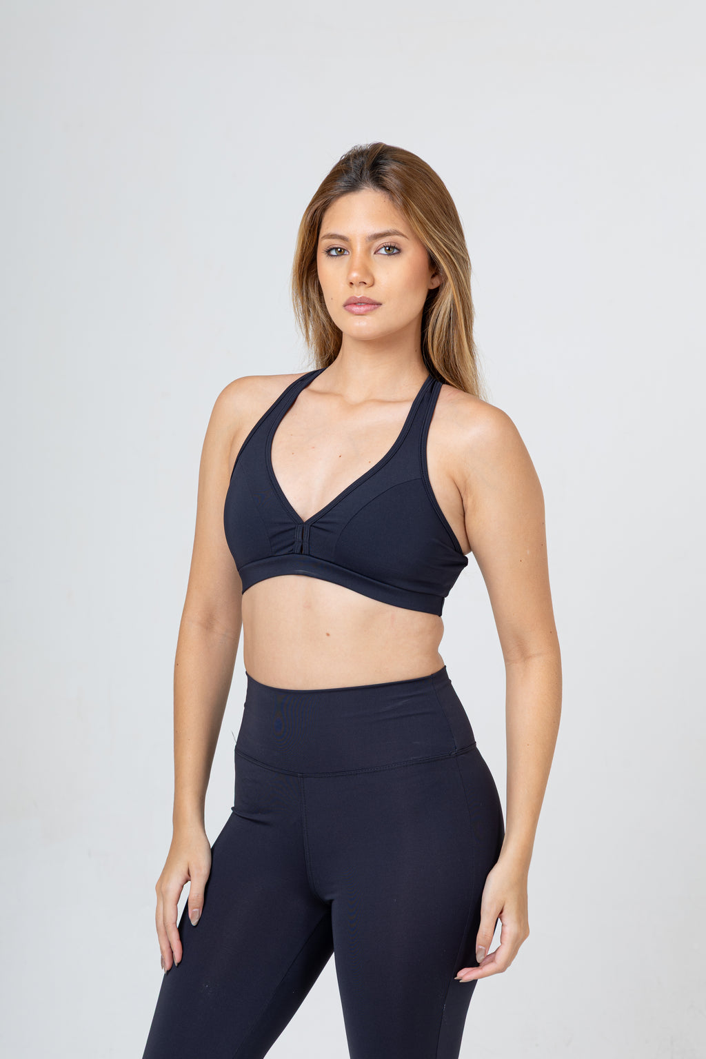 CROPPED TOP DECOTE V MOVING NADADOR PRETO