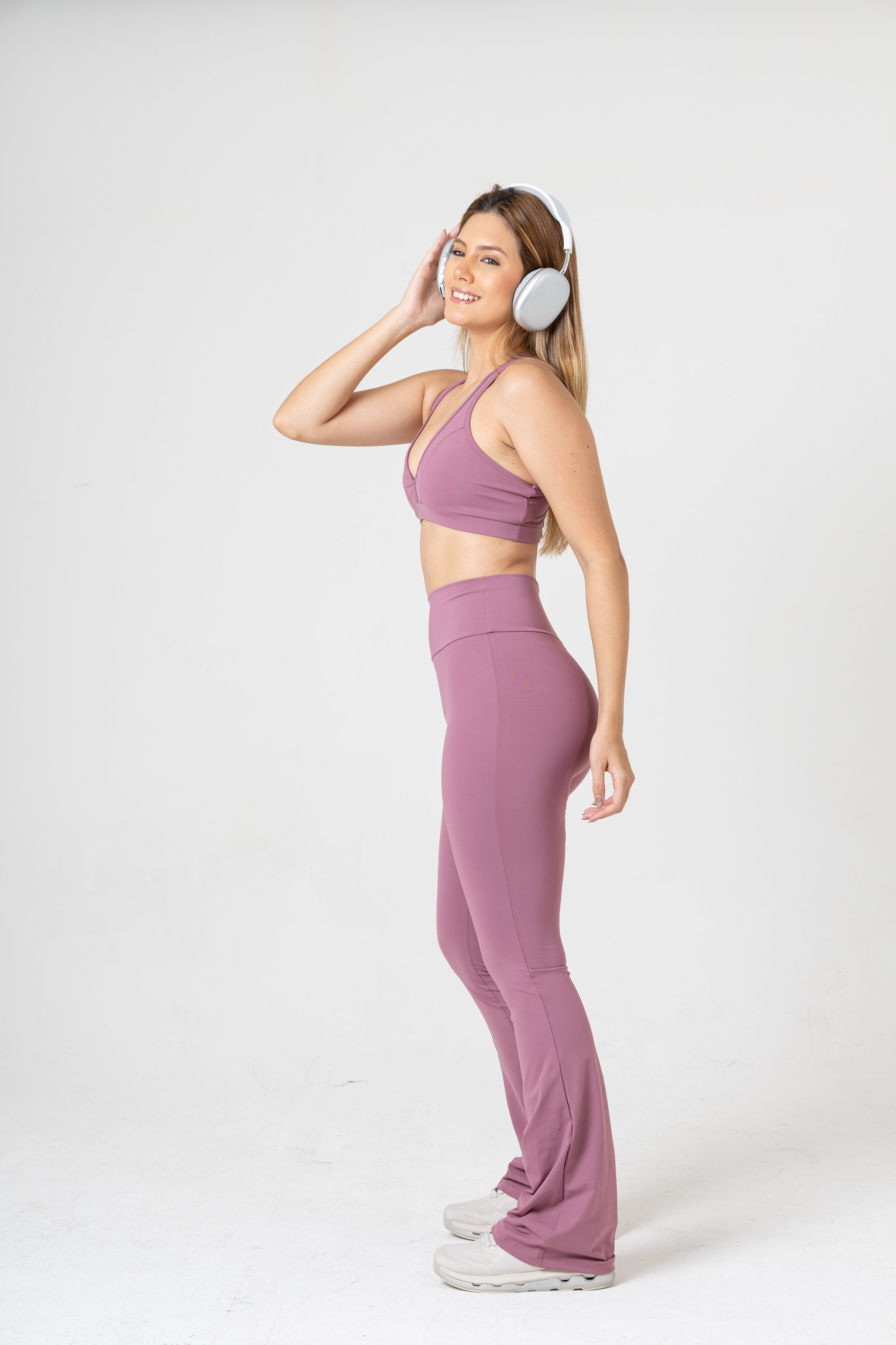 CALÇA FLARE ROSE WILD