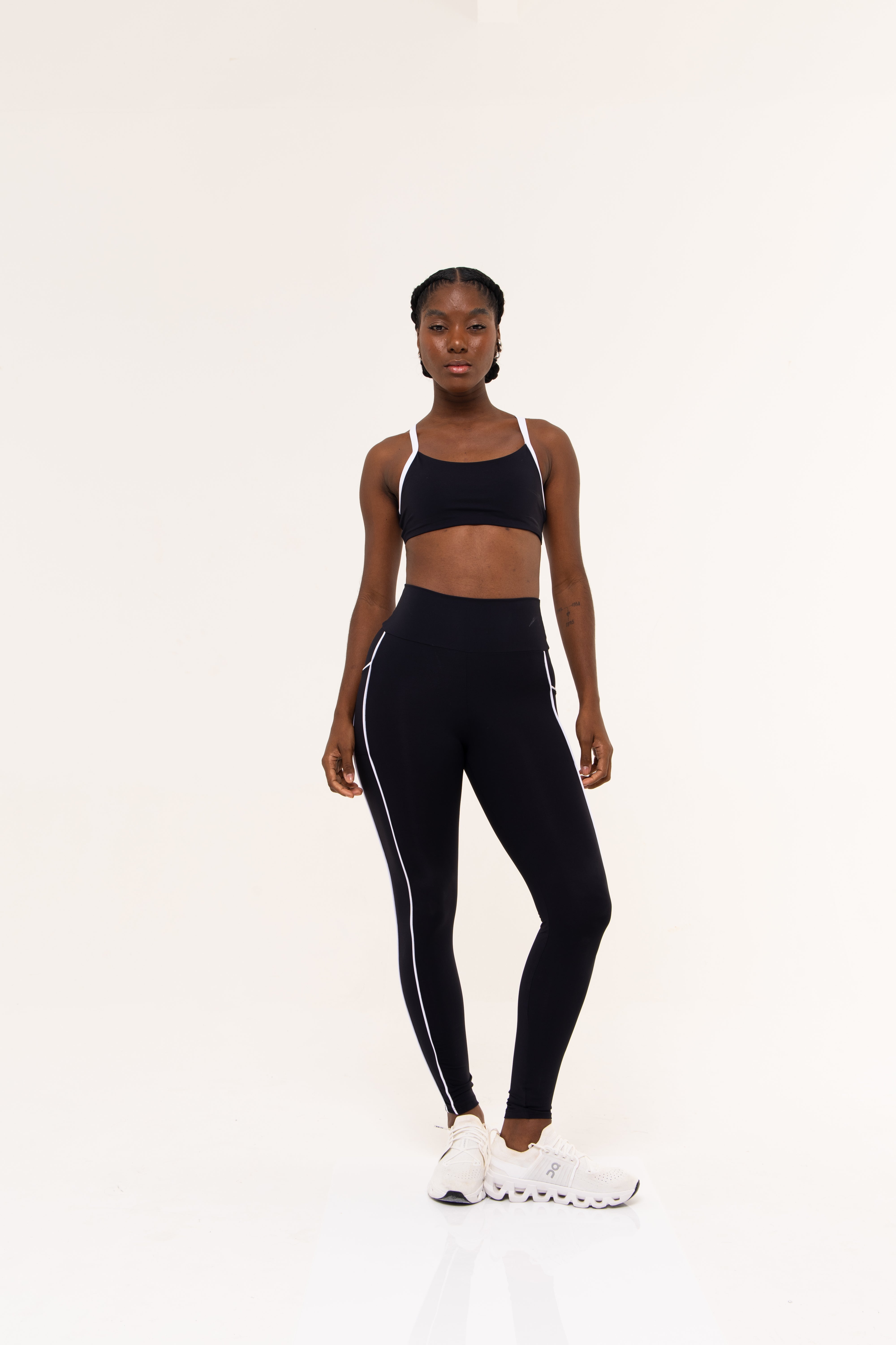 CROPPED SUSTENTARE NAVY PRETO